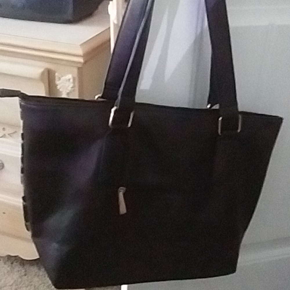 Handbag - Picture 2 of 4